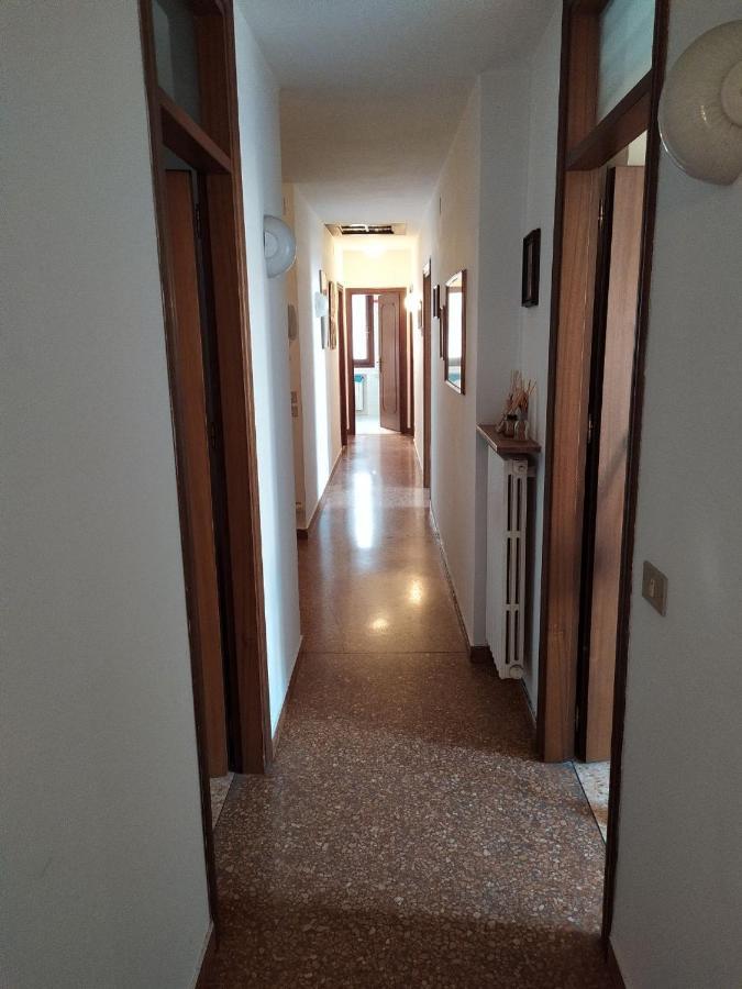 Two Steps From Rialto Hotel Venice Exterior photo